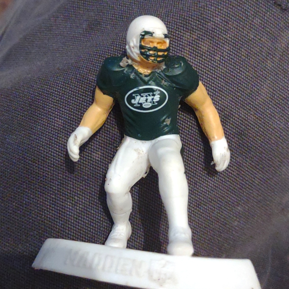Madden™ Jets figure